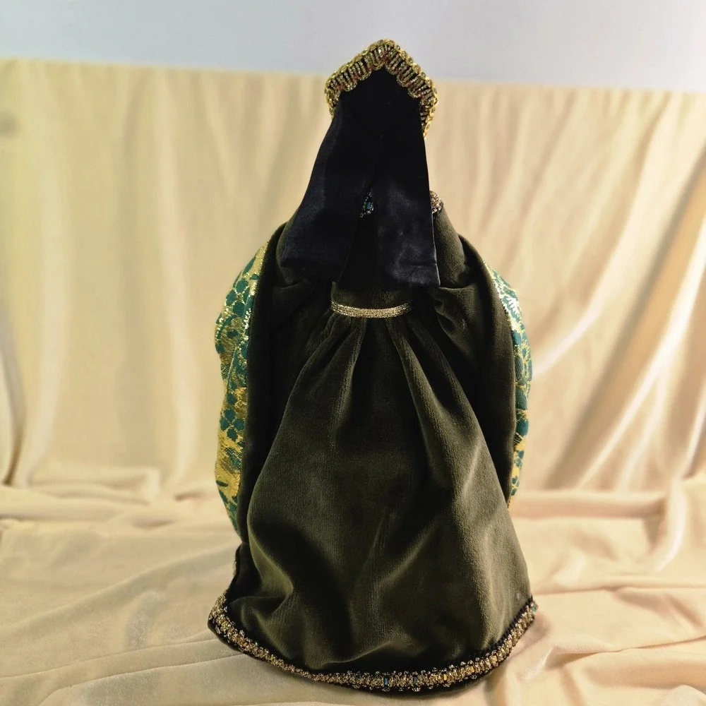Catherine of Aragon Brenda Price Royal Heritage Doll w/ Box 2000 #466